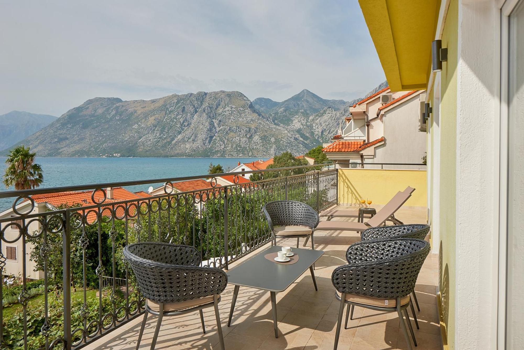 2Montenegro Mimoza Apartments 도브로타 외부 사진
